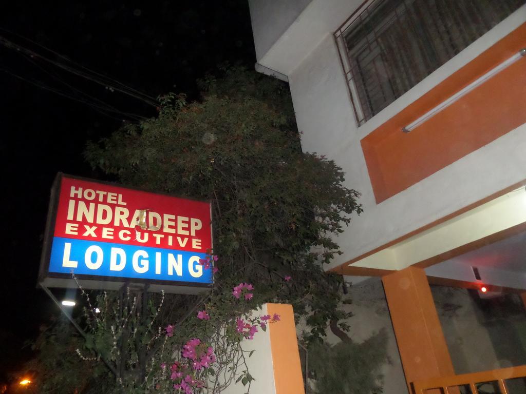 Hotel Indradeep Executive Aurangábád Exteriér fotografie